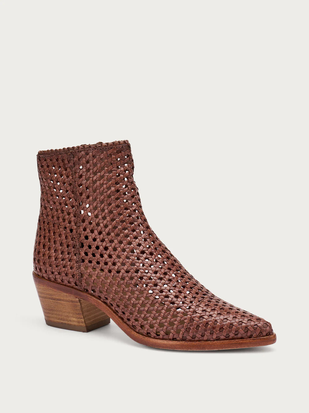 Stivaletto in pelle intrecciata