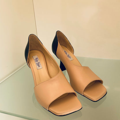 Décolleté aperta lato