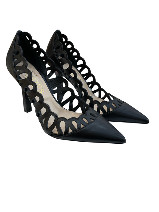 Décolleté intagliata