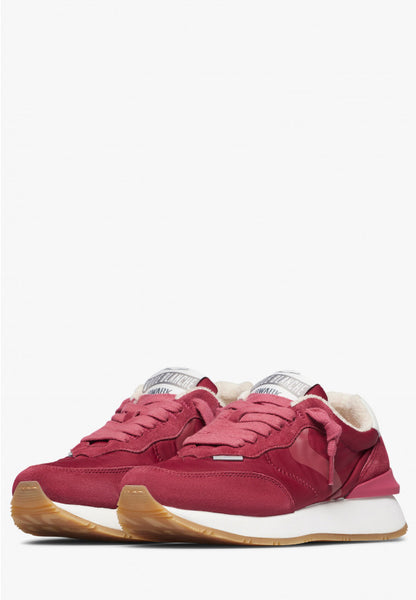 Sneakers qwark easy sfw woman .