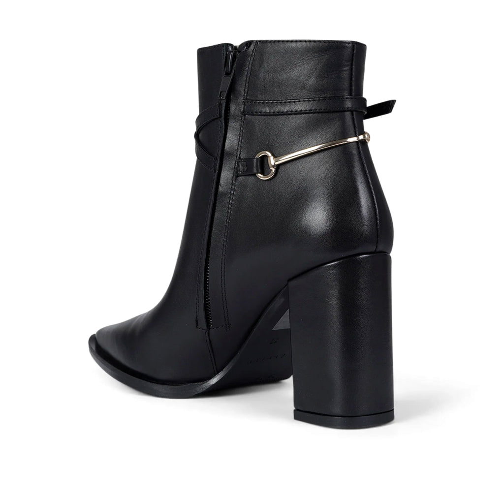 Stivaletto con accessorio