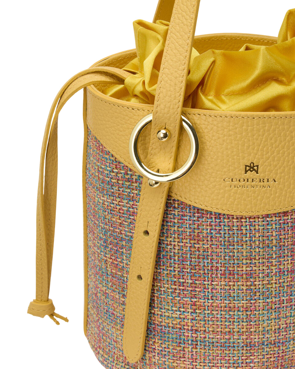 Amber small bucket pelle