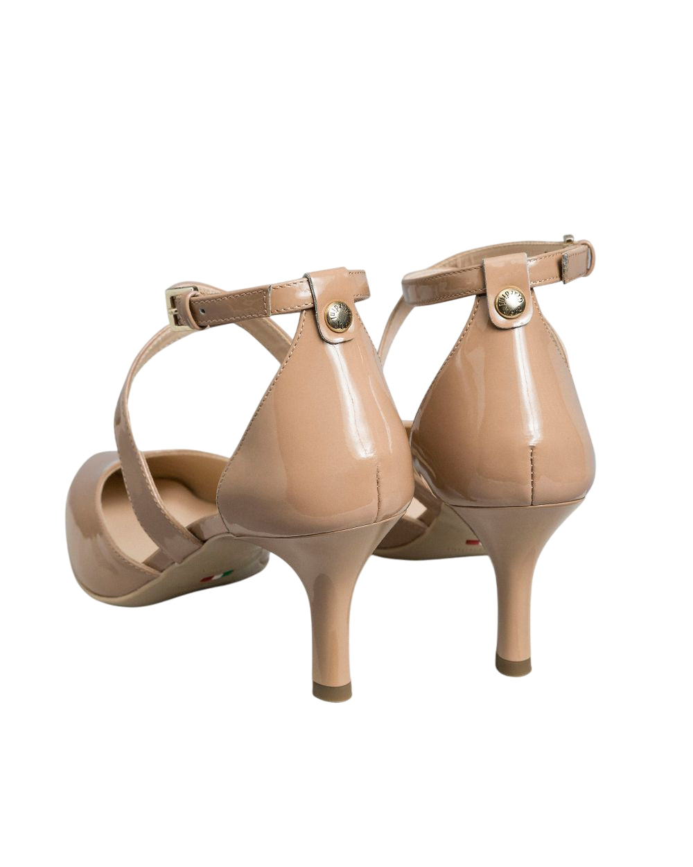 Décolleté in vernice