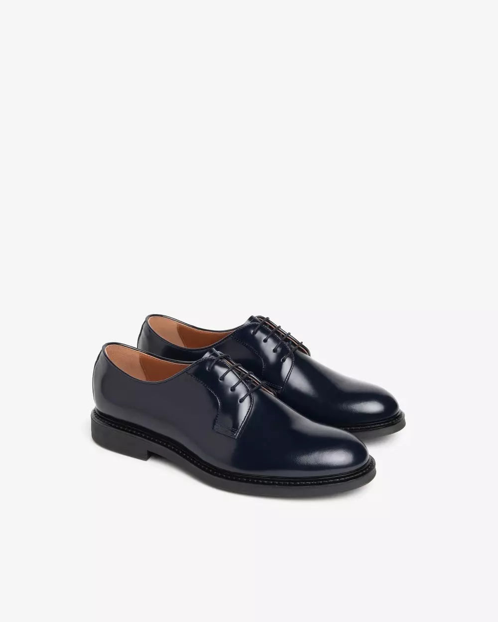 Stringate in pelle