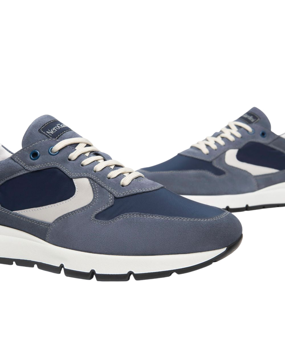 Sneakers in camoscio e tela