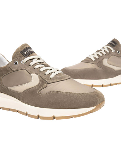 Sneakers in camoscio e pelle