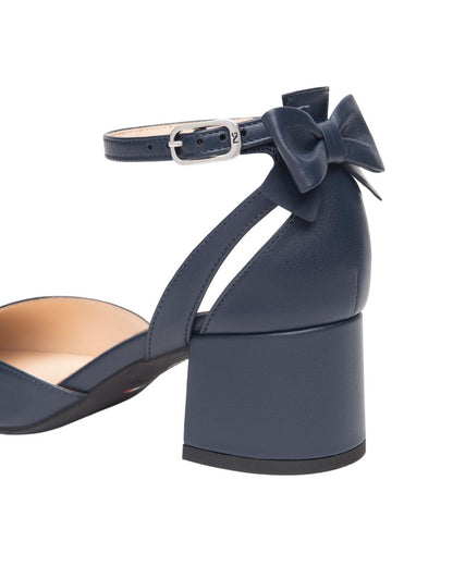 Décolleté in pelle