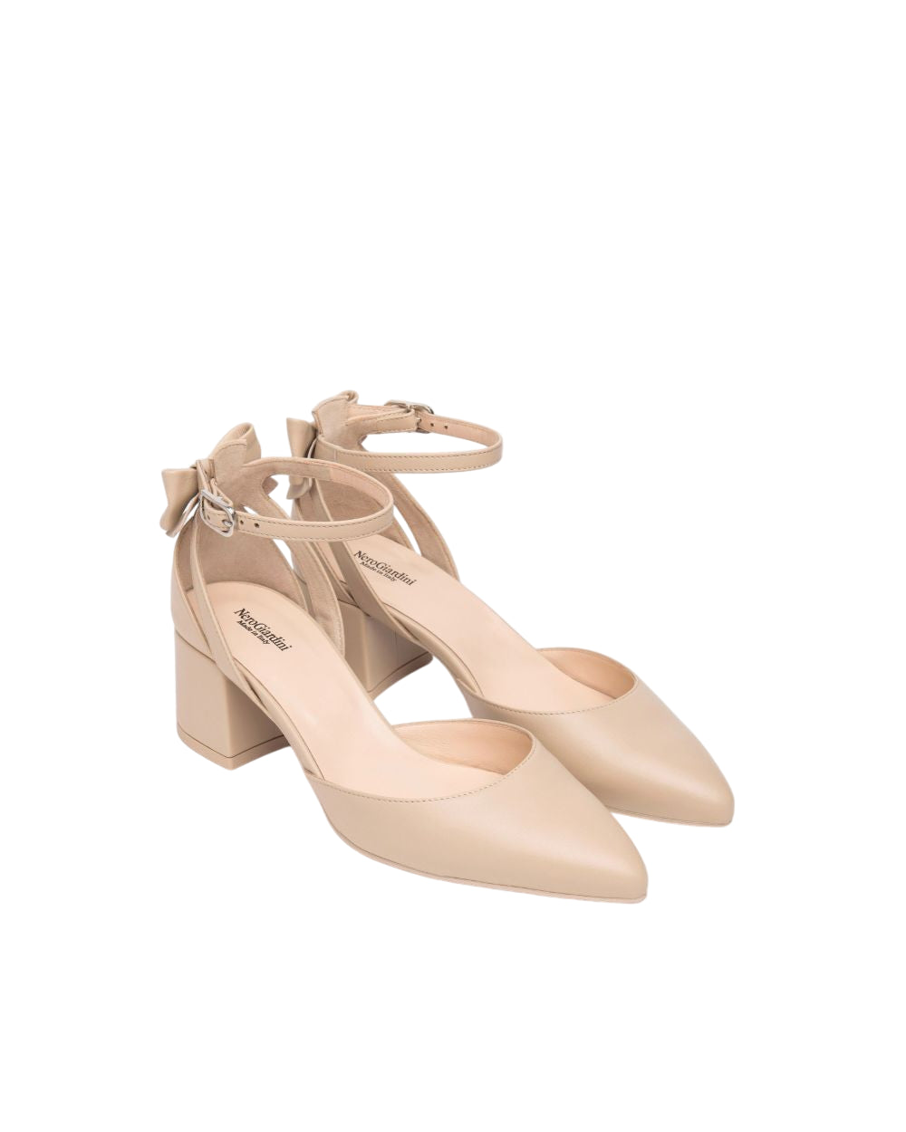 Décolleté in pelle