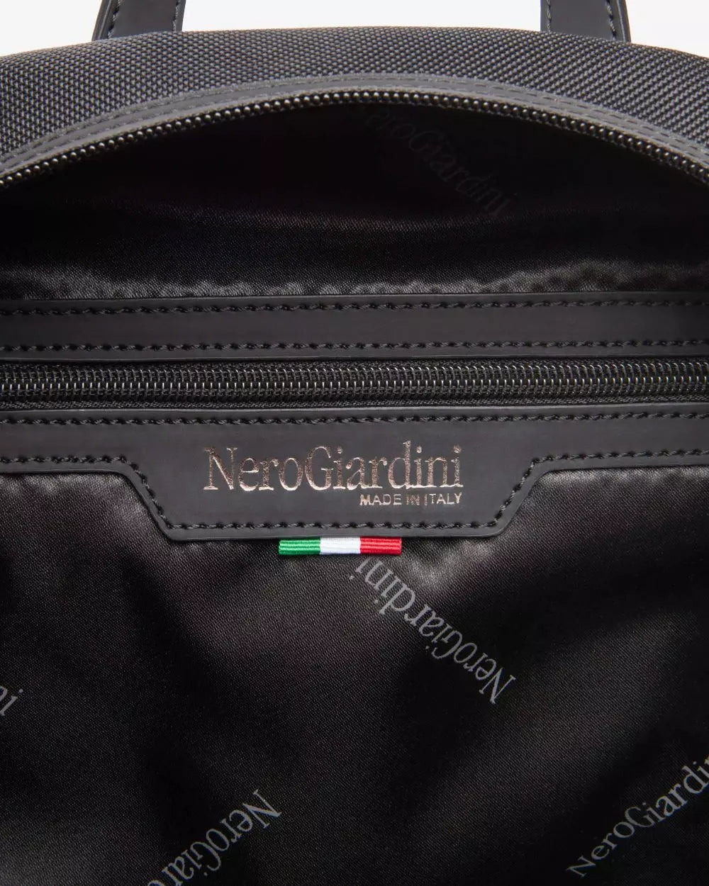 Zaino in tessuto tecnico