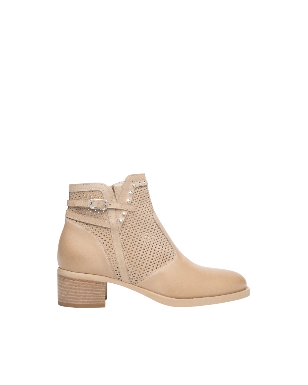 Stivaletto in pelle traforato