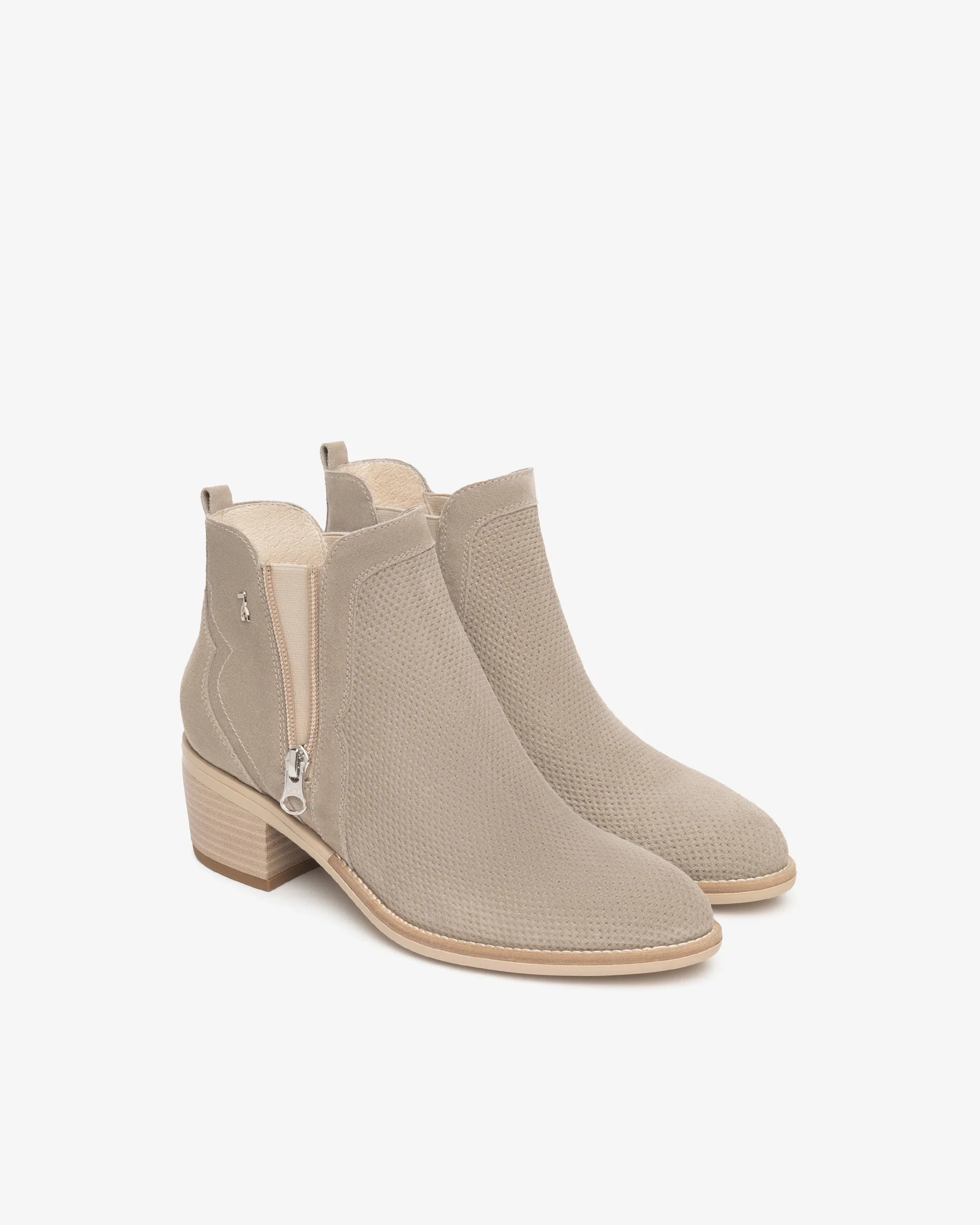 Stivaletto in camoscio
