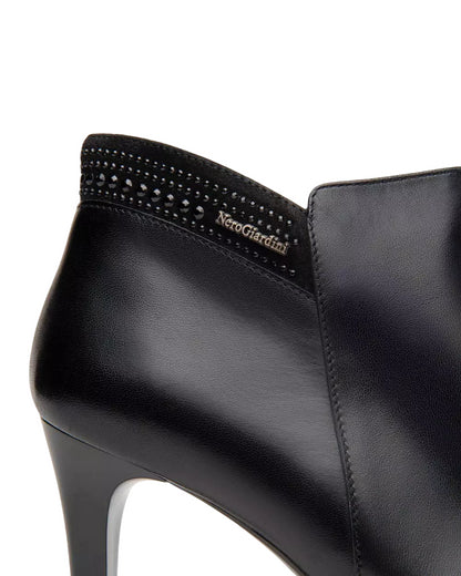 Stivaletti strass tallone