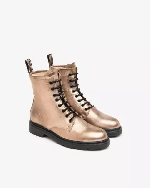Anfibi in pelle
