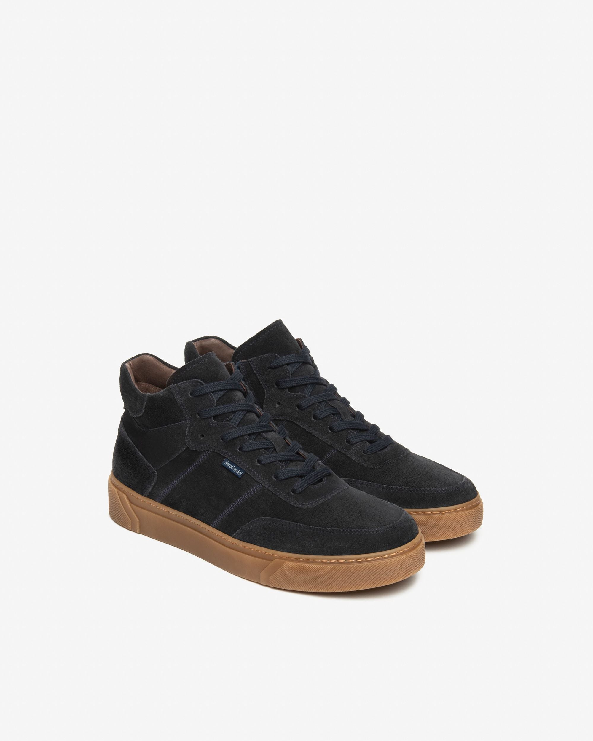 Sneakers in camoscio