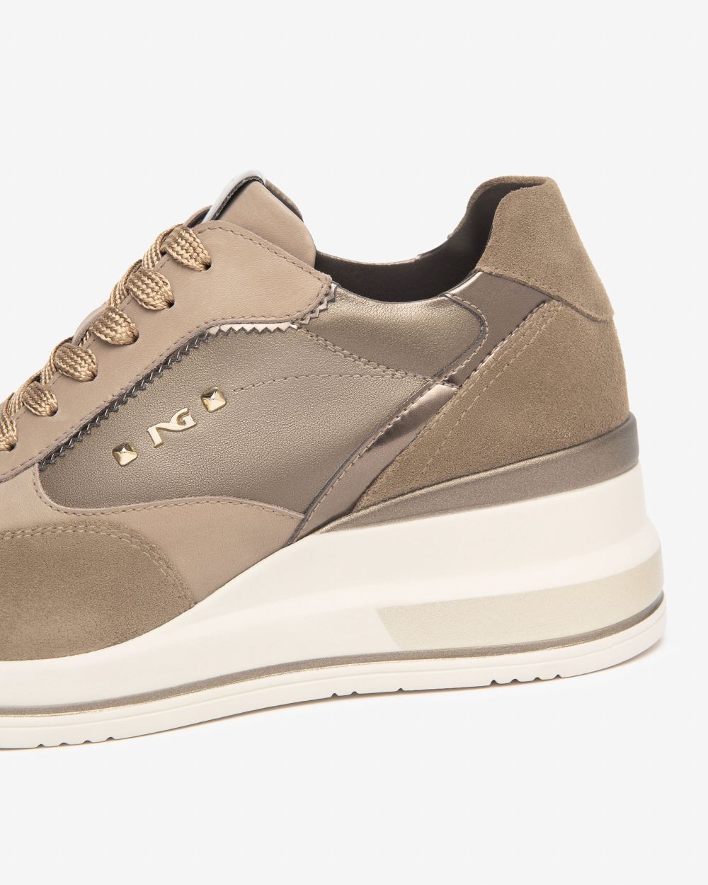 Sneakers in suede e pelle