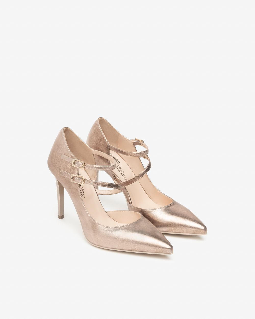 Décolleté in pelle