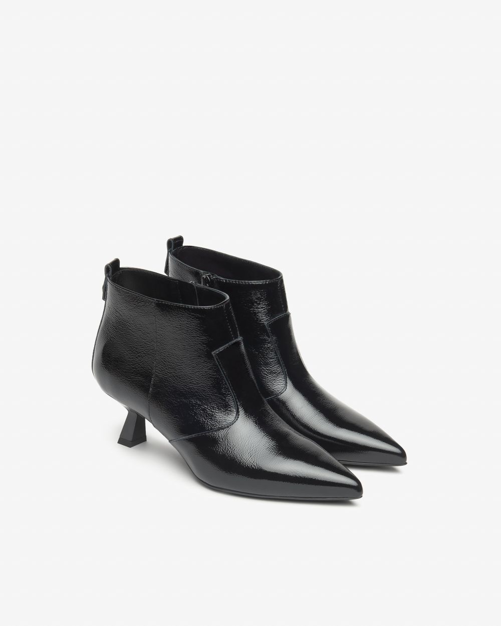 Stivaletti in vernice