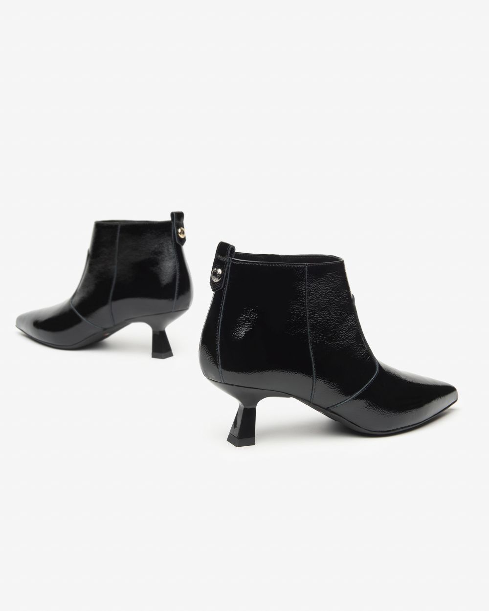 Stivaletti in vernice