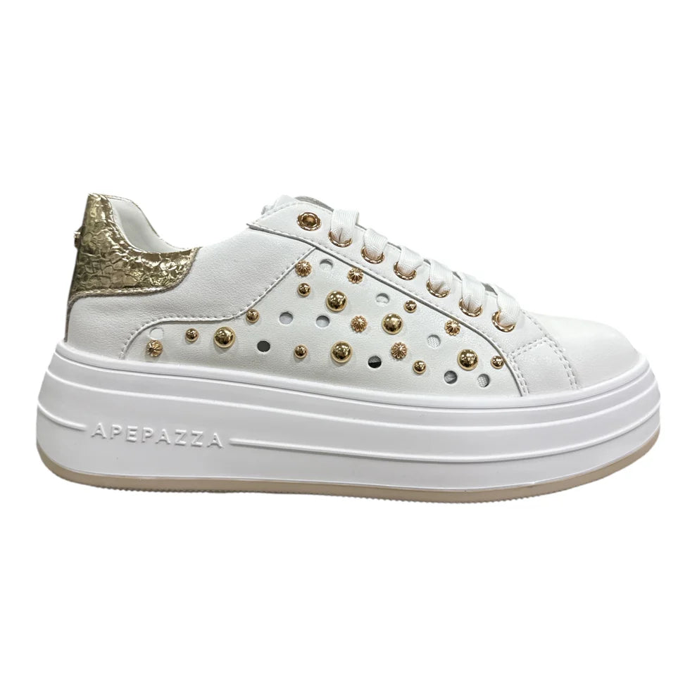 Sneaker borchie lato