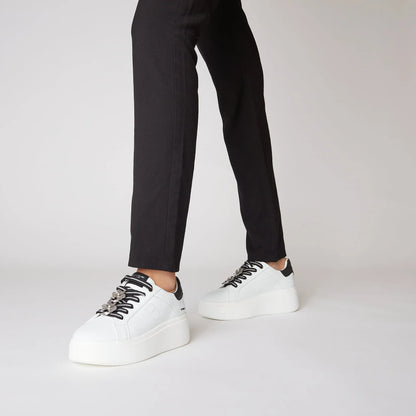 SNEAKER ELETTRA CON FIORI IN STRASS