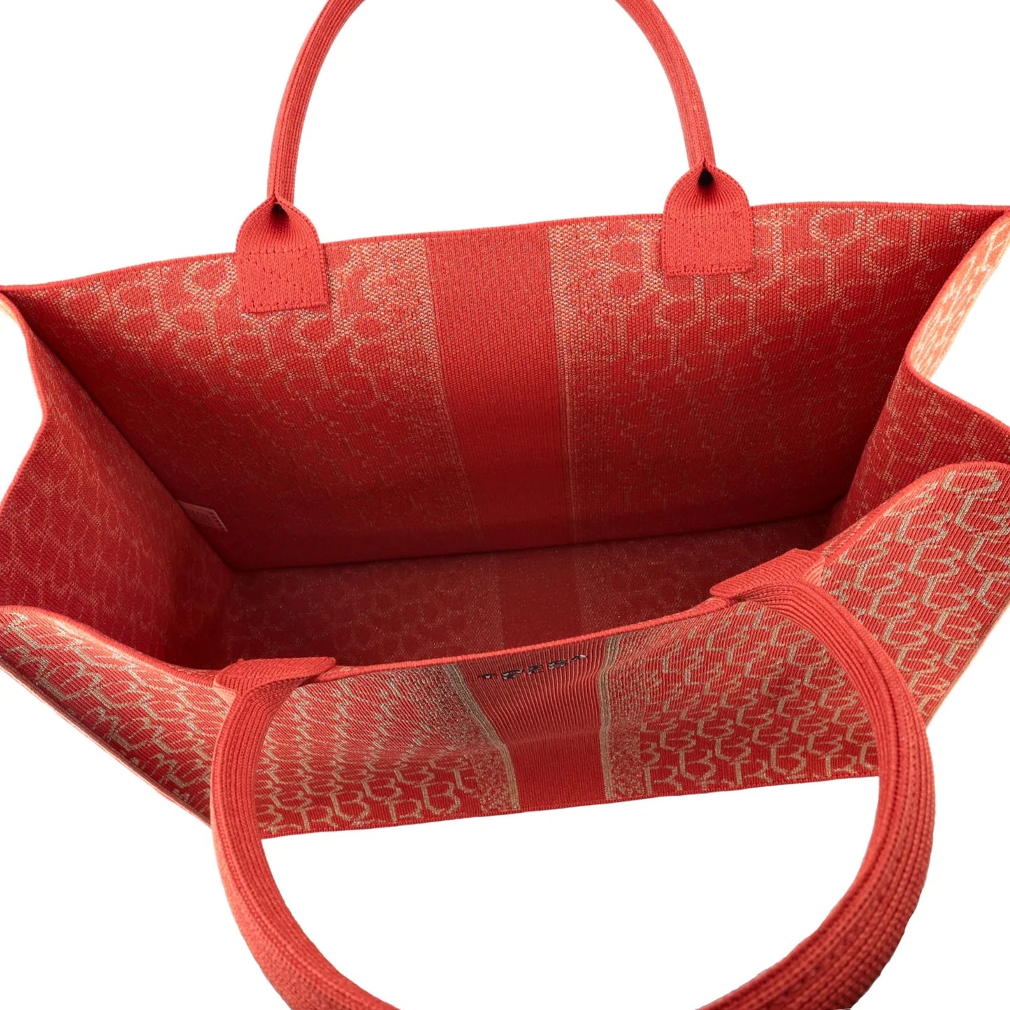 SHOPPING GRANDE LOGATA SAINT TROPEZ