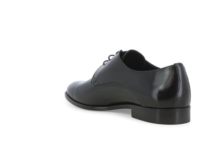 Stringate in pelle abrasivato